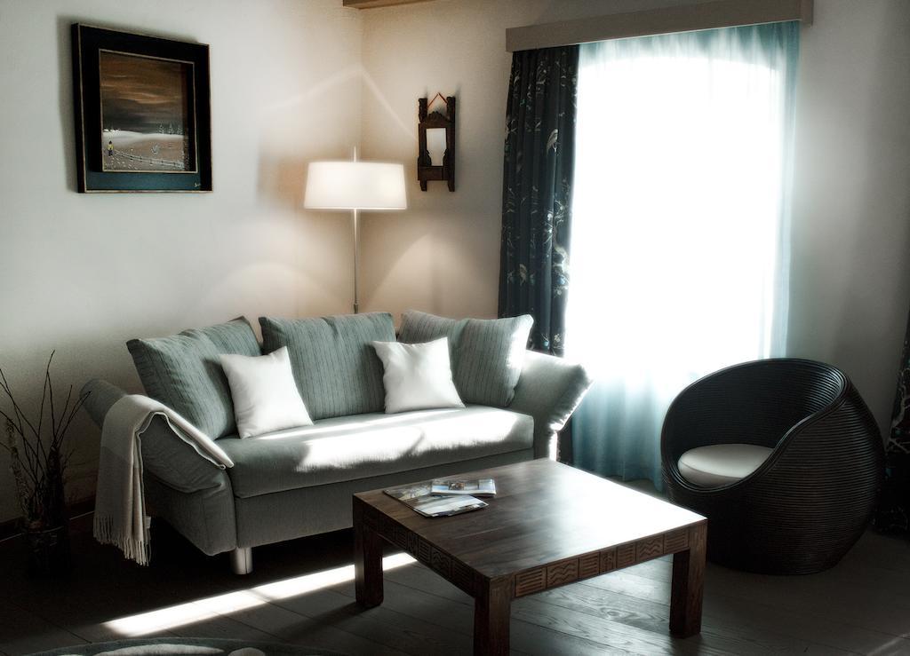 La Belle Saison Bed & Breakfast Mollens  Oda fotoğraf
